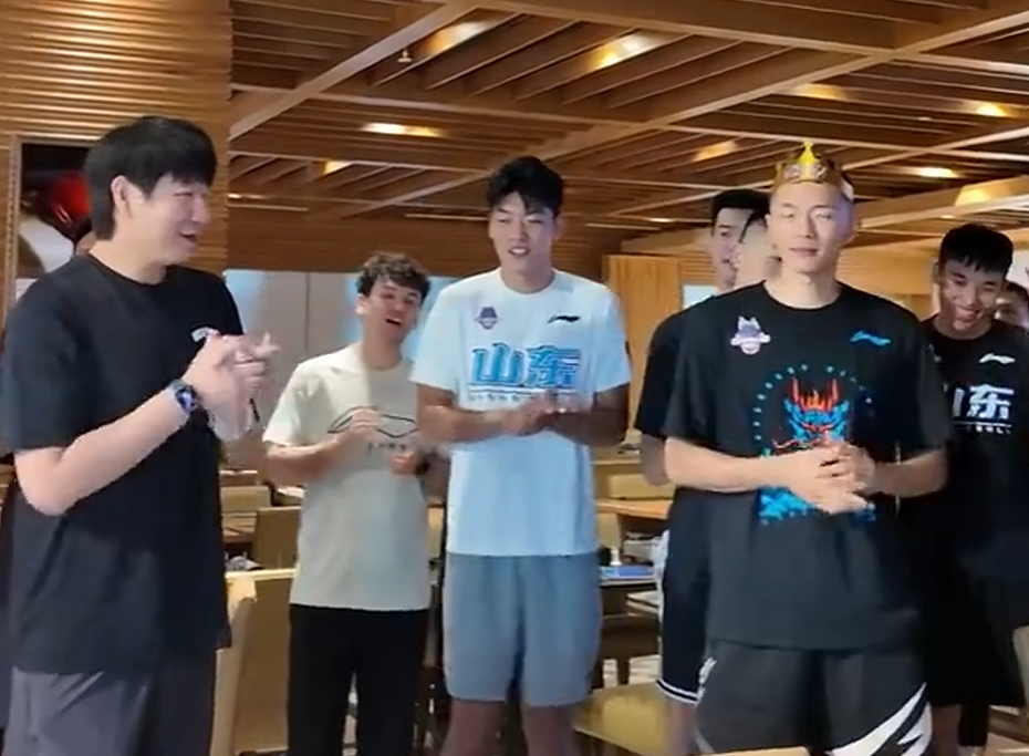 少让外线有 少让外线有