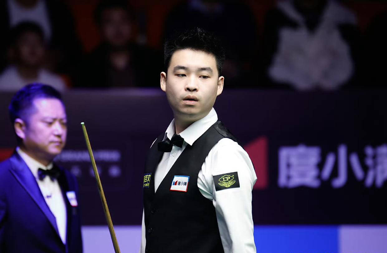 大的压力, 距颇大 大的压力, 距颇大